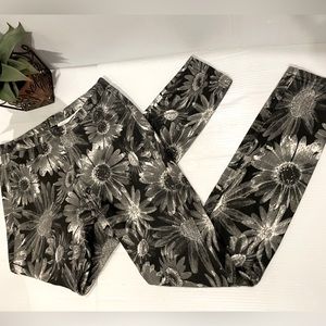 HUE Denim Print Skinny Jeans Leggings w/Stretch Blk /Gray / White Women’s S
